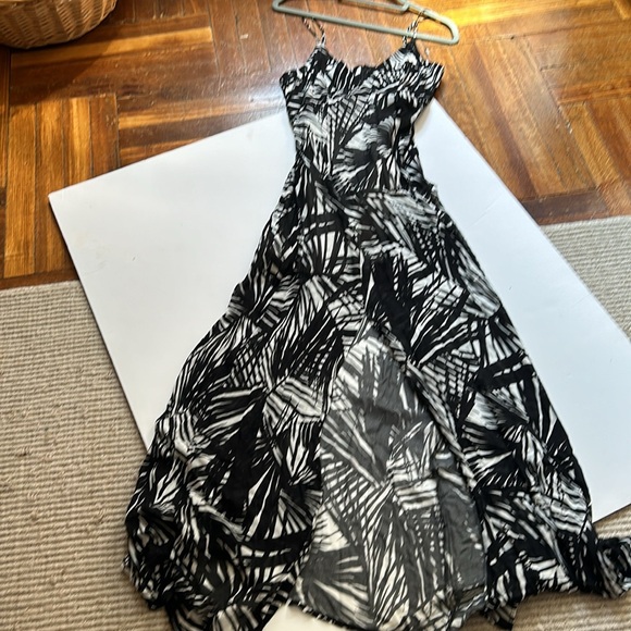 Evening dress - Picture 3 of 3